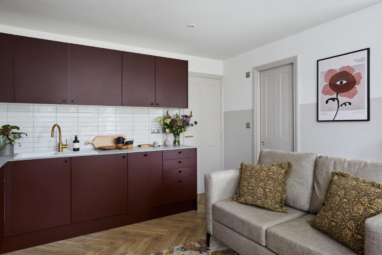 Pontcanna By Black Door Stays Cardiff Exterior photo